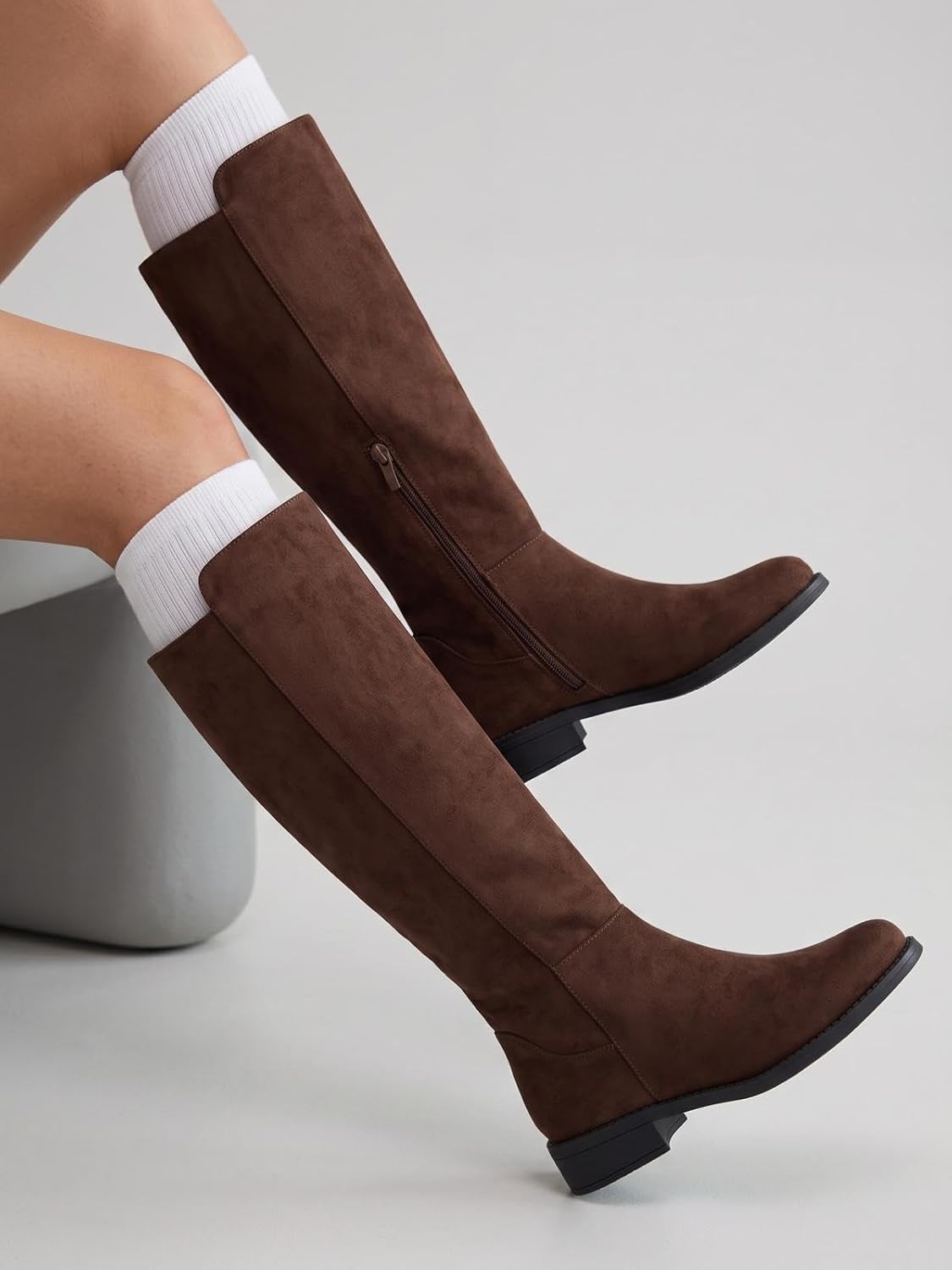 Coutgo Knee High Boots Women Flat Low Heel Round Toe Zip Riding Tall Boots