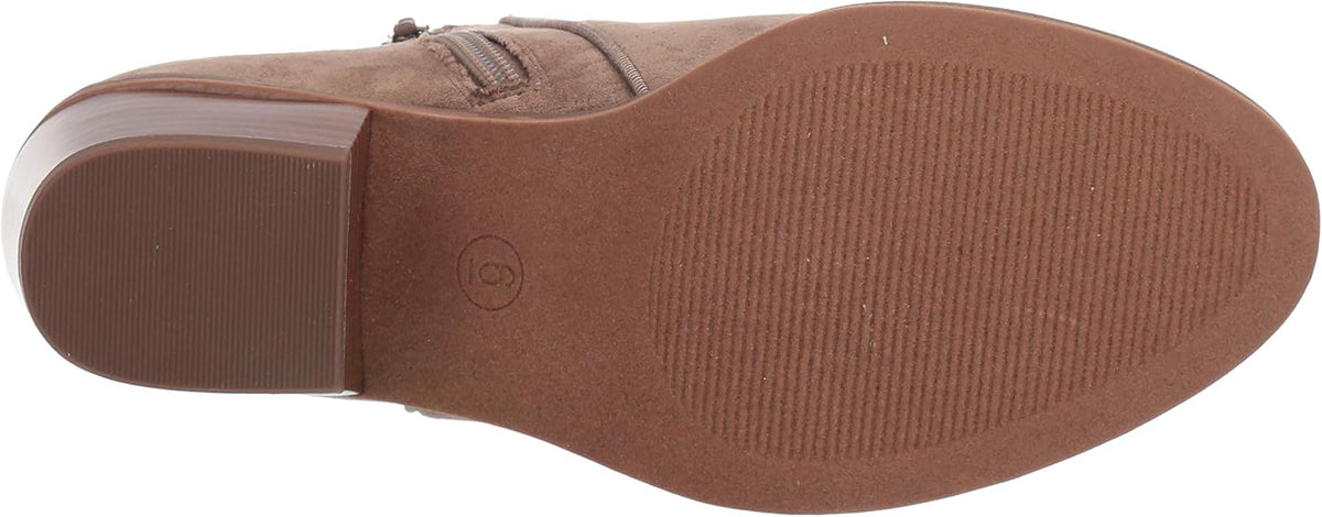 Amazon Essentials Women's Low Heel Ankle Boots with Side Zipper, Stacked Block Heel