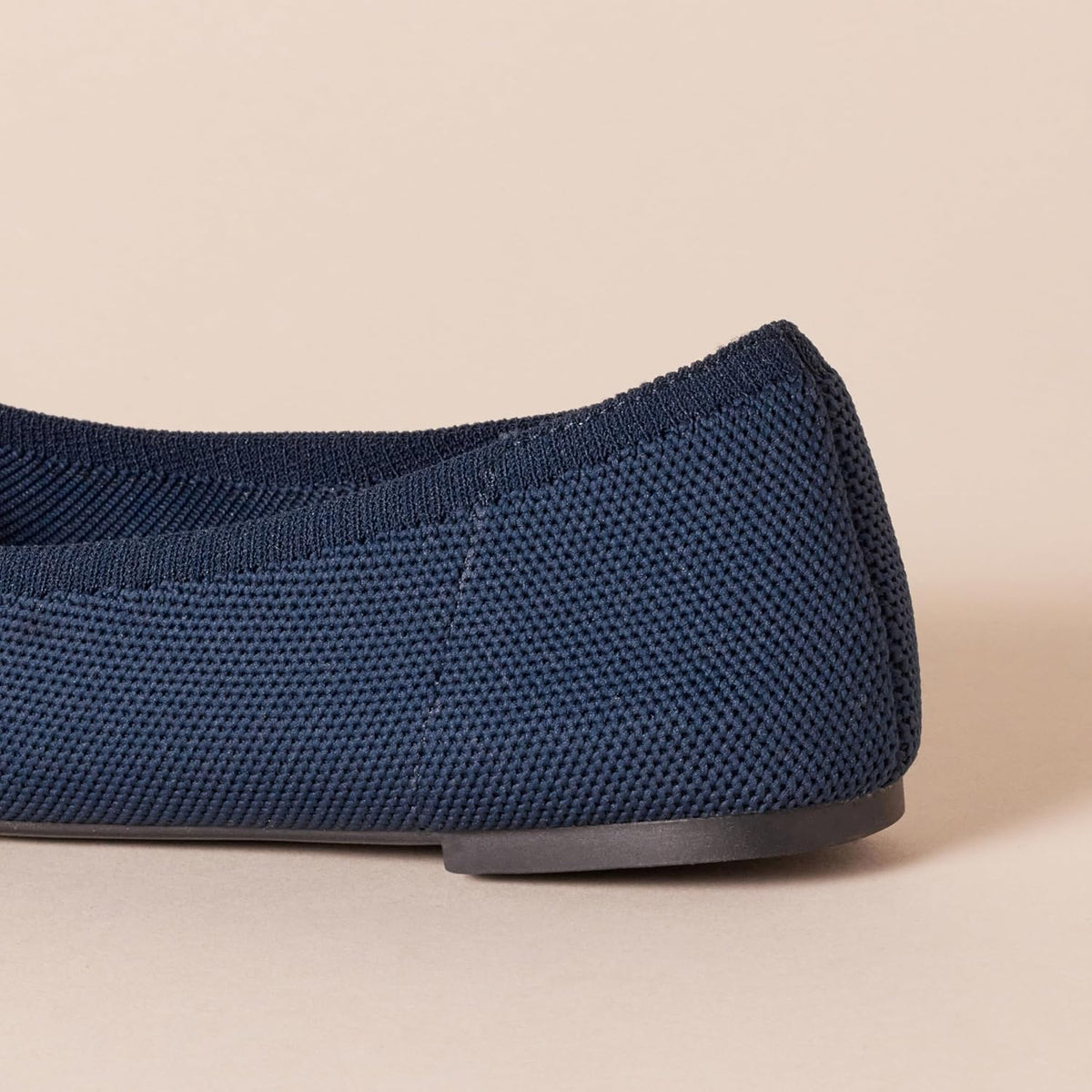 Amazon Essentials Women's Knit Mesh Ballet Flat