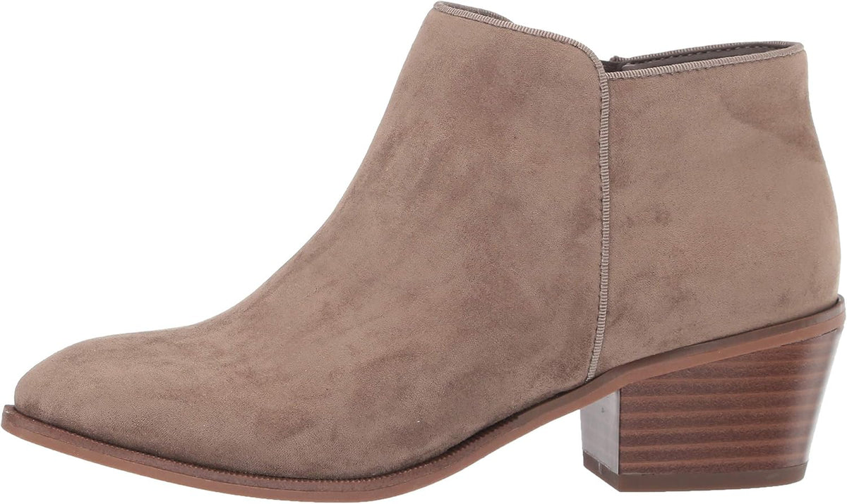 Amazon Essentials Women's Low Heel Ankle Boots with Side Zipper, Stacked Block Heel